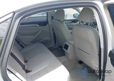 2015 Volkswagen Passat 2.0L Tdi Se из США, поврежденный, VIN 1VWBV7A35FC022768